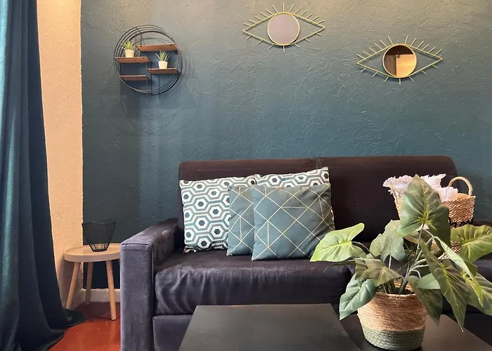 Vieil Διαμέρισμα *